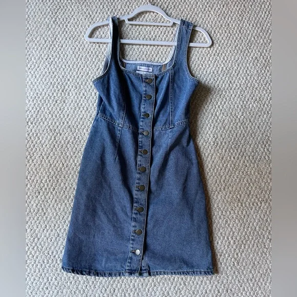 fitted button down denim dress WINONA CAP SLEEVE BUTTON DOWN DENIM MIDI DRESS IN DARK BLUE – AKIRA